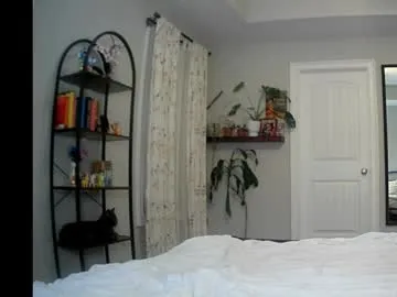 daliaveyron – webcam model profile photo Image 2