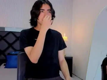 LolaFox – webcam model profile photo Image 18