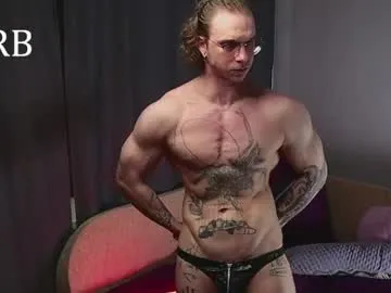 Ptashkaa – webcam model profile photo Image 4