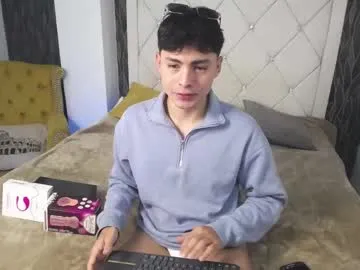 jackbnibbled24 – webcam model profile photo Image 7