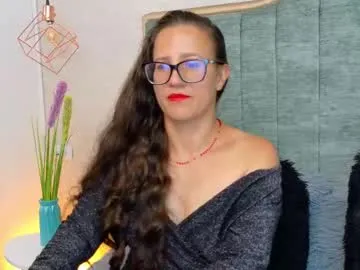 lola_bunny68 – webcam model profile photo Image 15