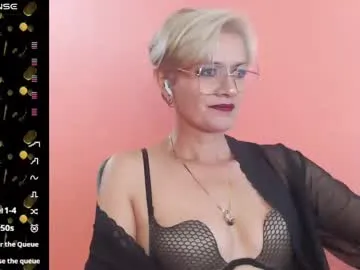 EvaMendeez – webcam model profile photo Image 14