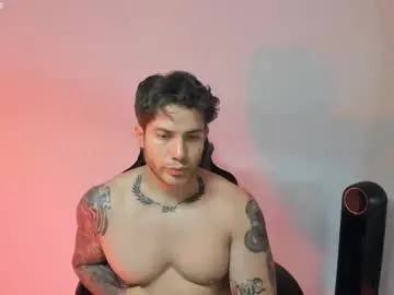 PinkyPai – webcam model profile photo Image 10