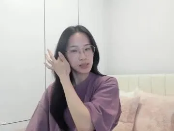 joannelson – webcam model profile photo Image 4