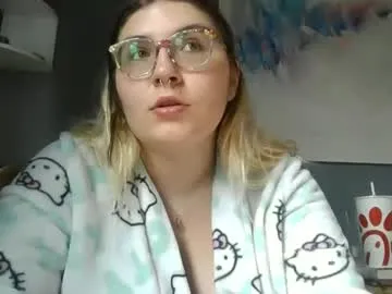 hina_porn – webcam model profile photo Image 4