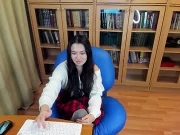 mona_cloud – webcam model profile photo Image 10