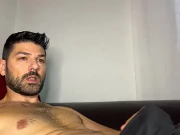 sareandrob – webcam model profile photo Image 15