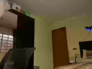 drinklinov – webcam model profile photo Image 17