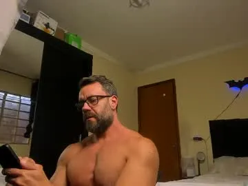 drinklinov – webcam model profile photo Image 19