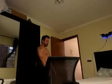 drinklinov – webcam model profile photo Image 2