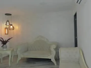 shantallknowless Image 9