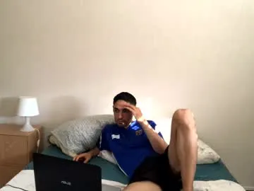 IORio2 – webcam model profile photo Image 2