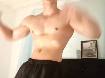 PinkyPai – webcam model profile photo Image 2