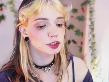 alana15 – webcam model profile photo Image 8
