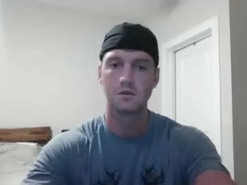 YoungSquad – webcam model profile photo Image 2