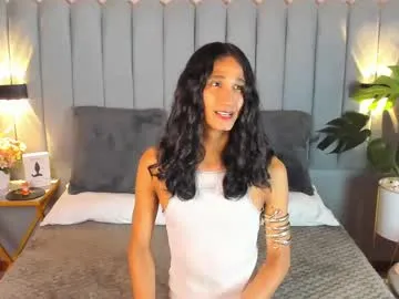 lynn9000 – webcam model profile photo Image 2