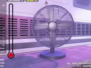 Rinamay_ – webcam model profile photo Image 12