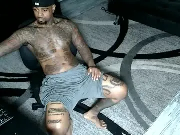 dirtypub – webcam model profile photo Image 3