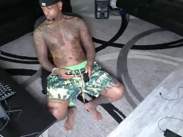 dirtypub – webcam model profile photo Image 4