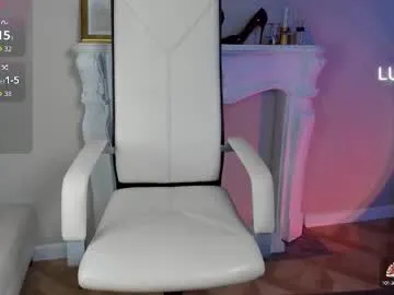 lucy_boobss – webcam model profile photo Image 14