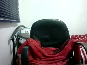 Bemylover11 – webcam model profile photo Image 10