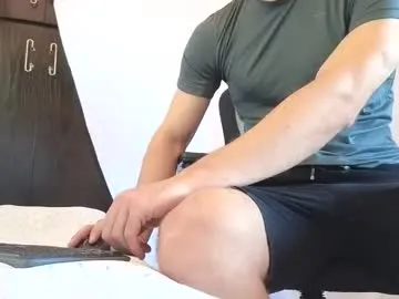 Youlalia – webcam model profile photo Image 14