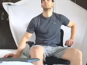 Youlalia – webcam model profile photo Image 2