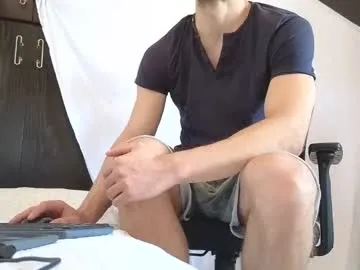 Youlalia – webcam model profile photo Image 4