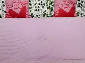 YoungSquad – webcam model profile photo Image 6