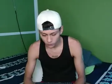 benningtons – webcam model profile photo Image 9