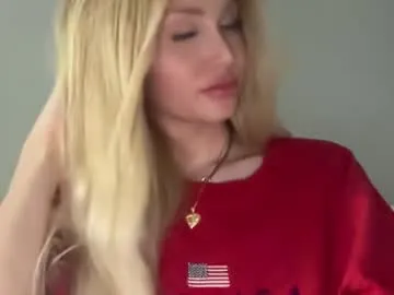 Mao_cute_10 – webcam model profile photo Image 2