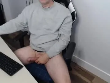 PrettyKatea – webcam model profile photo Image 6