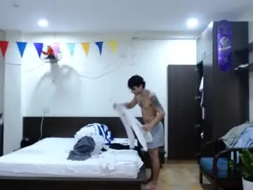 PinkyPai – webcam model profile photo Image 4