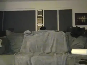 YU-KI00 – webcam model profile photo Image 5