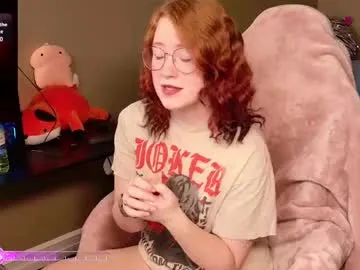 strawberryyfoxie Image 13