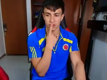 oypo – webcam model profile photo Image 9