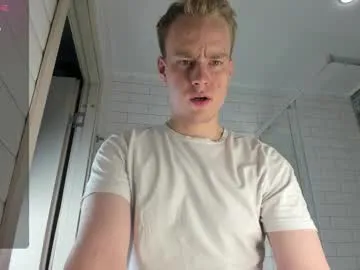 Benson18y – webcam model profile photo Image 8