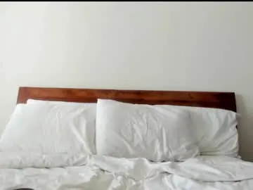 PinkyPai – webcam model profile photo Image 12