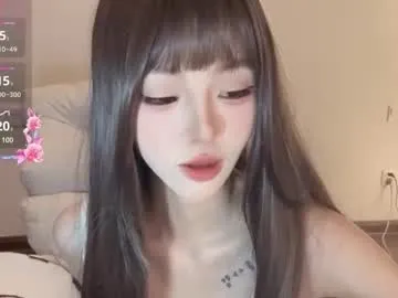 mayadashaaa – webcam model profile photo Image 2