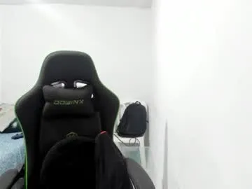 amcutefatima – webcam model profile photo Image 7