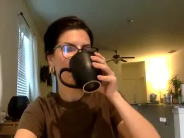 alana15 – webcam model profile photo Image 14