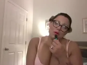 xunybany – webcam model profile photo Image 8