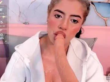 miyabe – webcam model profile photo Image 15