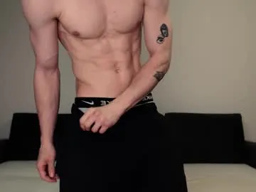 oypo – webcam model profile photo Image 12