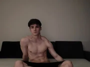 oypo – webcam model profile photo Image 2