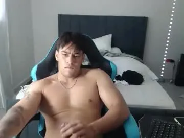 LaureMestler – webcam model profile photo Image 13