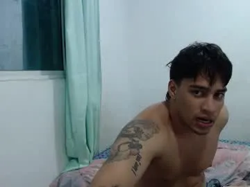 LaureMestler – webcam model profile photo Image 2