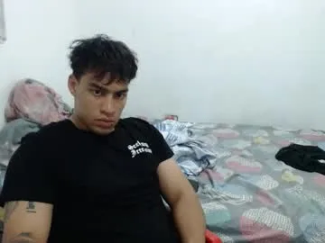 LaureMestler – webcam model profile photo Image 4