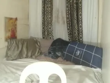 Taanni – webcam model profile photo Image 10