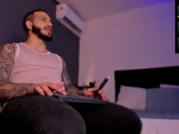 AnzuKim – webcam model profile photo Image 3